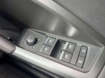 Audi Q3 35 TFSI S Line 5dr S Tronic [Leather]