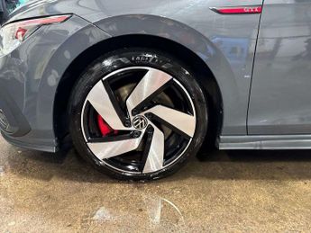 Volkswagen Golf GTI 2.0 TSI GTI 5dr DSG