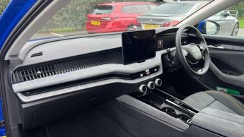 Skoda Superb 2.0 TDI SE Technology 5dr DSG