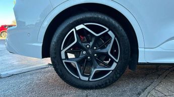 Ford Kuga 2.5 FHEV ST-Line X 5dr CVT