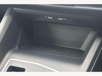 Volkswagen Golf 1.5 eTSI 150 Life 5dr DSG