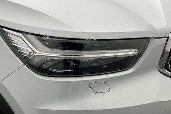 Volvo XC40 2.0 T4 Inscription 5dr AWD Geartronic