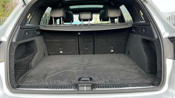 Mercedes-Benz GLC GLC 250 4Matic AMG Line Premium Plus 5dr 9G-Tronic