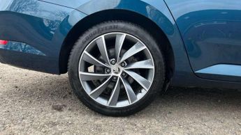 Skoda Superb 2.0 TDI CR Laurin + Klement 5dr DSG [7 Speed]