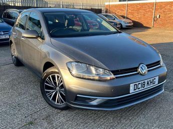 Volkswagen Golf TDi 1.6 TDI SE [Nav] 5dr