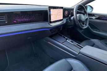 Volkswagen Passat Estate 1.5 eTSI R-Line 5dr DSG