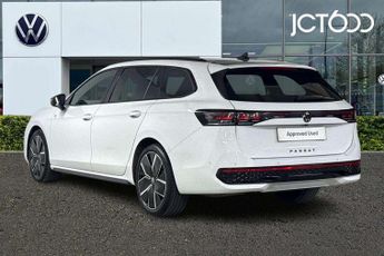 Volkswagen Passat Estate 1.5 eTSI R-Line 5dr DSG