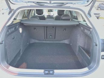 Skoda Superb Estate 2.0 TDI SE L 5dr DSG