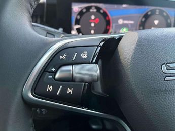 Skoda Superb Estate 2.0 TDI SE L 5dr DSG