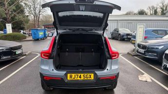 Volvo XC40 2.0 B4P Ultra Dark 5dr Auto