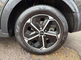 Kia Niro 1.6 GDi 127 Hybrid 2 Nav 5dr DCT