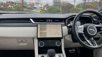 Jaguar F-Pace 2.0 P250 R-Dynamic Black 5dr Auto AWD