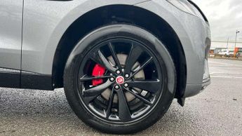 Jaguar F-Pace 2.0 P250 R-Dynamic Black 5dr Auto AWD