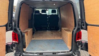 Volkswagen Transporter 2.0 TDI 150 Highline Van DSG