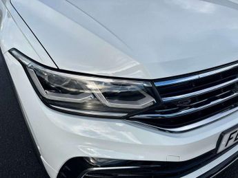 Volkswagen Tiguan 2.0 TDI R-Line 5dr DSG