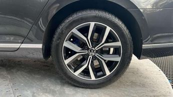 Volkswagen Passat GTE 1.4 TSI PHEV GTE 5dr DSG