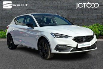 SEAT Leon 1.5 TSI 150 FR Black Edition 5dr [DAP]