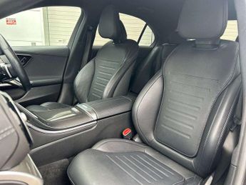 Mercedes-Benz C-Class C200 AMG Line Premium 4dr 9G-Tronic