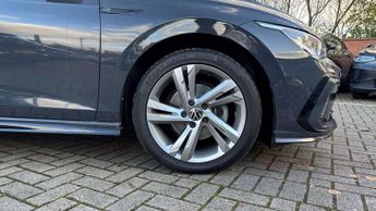 Volkswagen Golf 1.5 eTSI 150 R-Line 5dr DSG