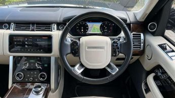 Land Rover Range Rover 3.0 SDV6 Autobiography 4dr Auto