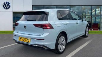Volkswagen Golf 1.5 eTSI 150 Style 5dr DSG