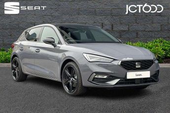 SEAT Leon 1.5 TSI 150 FR Black Edition 5dr [DAP]