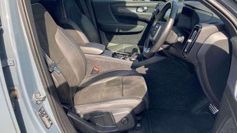Volvo XC40 1.5 T3 [163] R DESIGN 5dr Geartronic