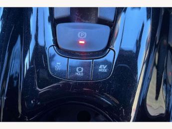 Toyota C-HR 1.8 Hybrid Dynamic 5dr CVT
