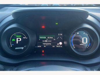 Toyota Yaris 1.5 Hybrid Design 5dr CVT