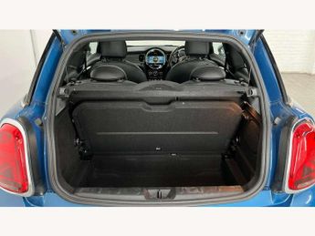 MINI Hatchback 1.5 Cooper Exclusive 3dr Auto