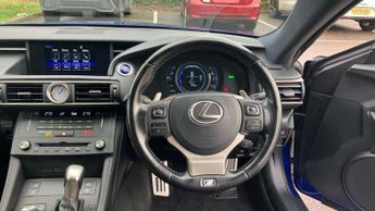 Lexus RC 300h 2.5 F-Sport 2dr CVT