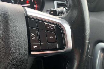 Land Rover Discovery Sport 2.0 TD4 180 SE Tech 5dr Auto