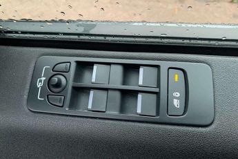 Land Rover Discovery Sport 2.0 TD4 180 SE Tech 5dr Auto