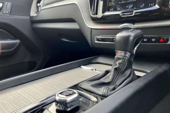 Volvo XC60 2.0 D5 PowerPulse Inscription Pro 5dr AWD G tronic