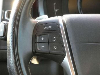 Volvo XC60 D4 [190] R DESIGN Lux Nav 5dr Geartronic