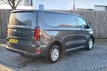 Volkswagen Transporter 2.0 TDI 150 Commerce Pro Van Auto
