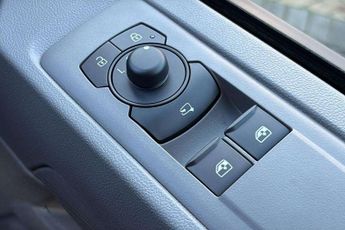 Volkswagen Transporter 2.0 TDI 150 Commerce Pro Van Auto