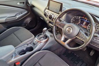 Nissan Juke 1.0 DiG-T N-Connecta 5dr DCT