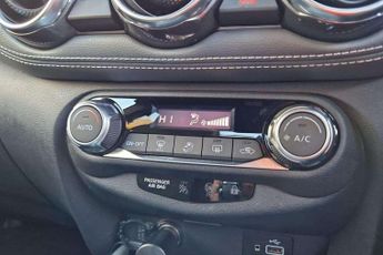 Nissan Juke 1.0 DiG-T N-Connecta 5dr DCT