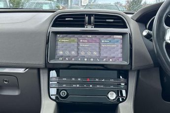 Jaguar F-Pace 2.0 Portfolio 5dr Auto AWD