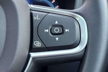 Volvo XC60 2.0 B5P Core 5dr AWD Geartronic