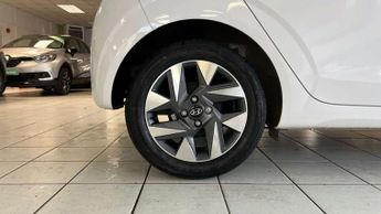 Hyundai i10 1.0 [63] Advance 5dr Auto [Nav]