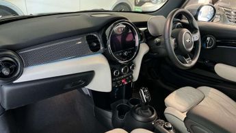 MINI Hatchback 1.5 Cooper Exclusive 3dr Auto