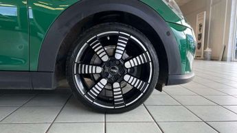 MINI Hatchback 1.5 Cooper Exclusive 3dr Auto