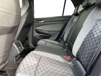 Volkswagen Golf 2.0 TDI 150 R-Line 5dr DSG