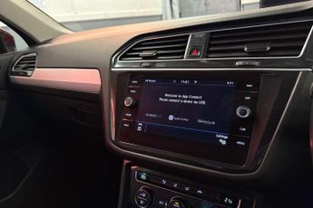 Volkswagen Tiguan 2.0 TDi 150 4Motion Match 5dr DSG