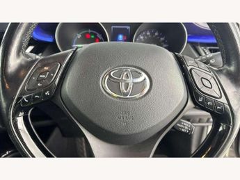 Toyota C-HR 1.8 Hybrid Dynamic 5dr CVT