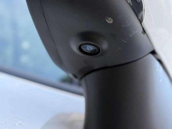 Nissan Micra 1.0 IG-T 92 Tekna 5dr CVT