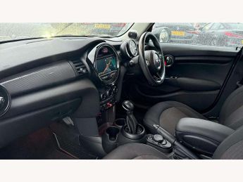 MINI Hatchback 5dr 1.5 Cooper 5dr Auto