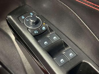 Ford Puma 1.0 EcoBoost Hybrid mHEV ST-Line X 5dr DCT